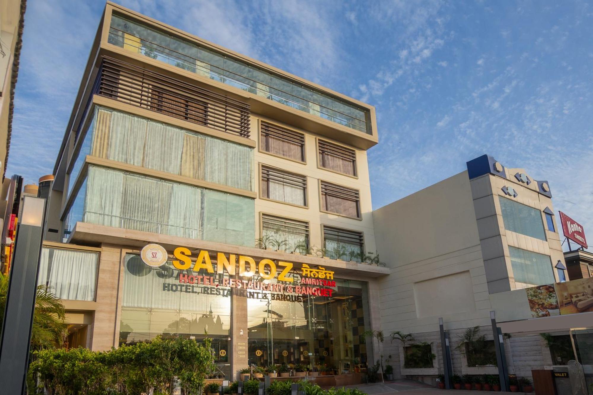 Sandoz Amritsar Near Golden Temple Exterior photo